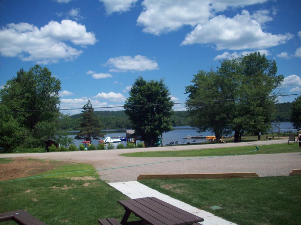 Lakewoods Cottage Oxtongue Lake ห้อง รูปภาพ