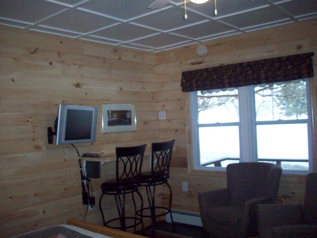 Lakewoods Cottage Oxtongue Lake ห้อง รูปภาพ