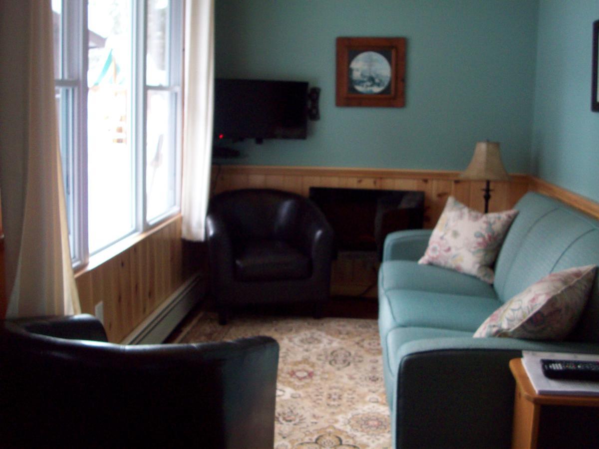 Lakewoods Cottage Oxtongue Lake ภายนอก รูปภาพ
